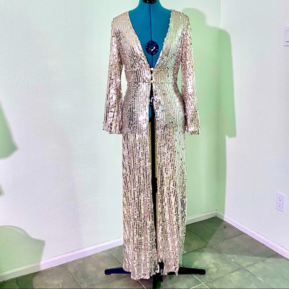 Nasty Gal Tops - Authentic Nasty Gal sequined longline cardigan top